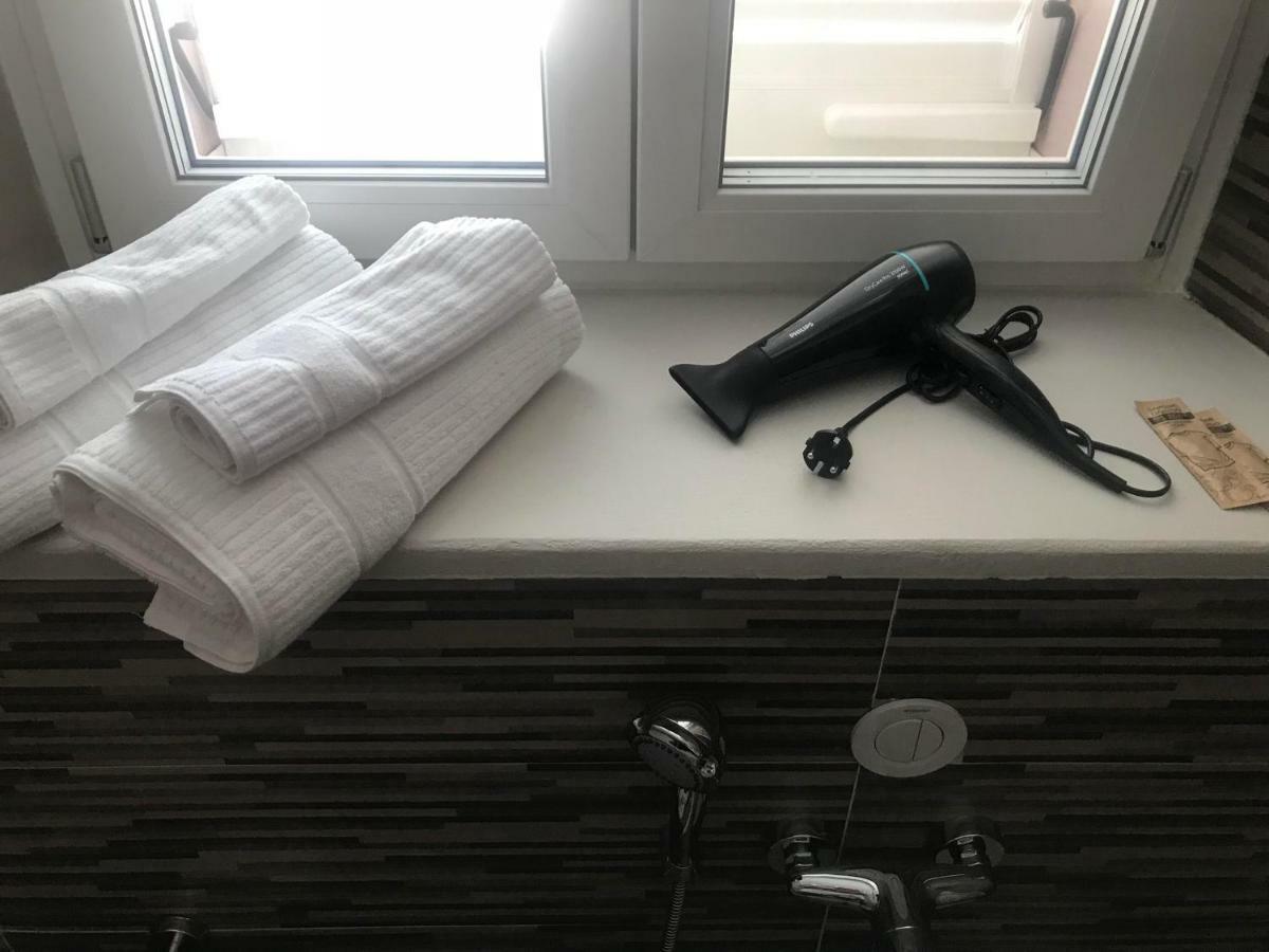 Castelnovo Resort Кастельново-не-Монти Экстерьер фото